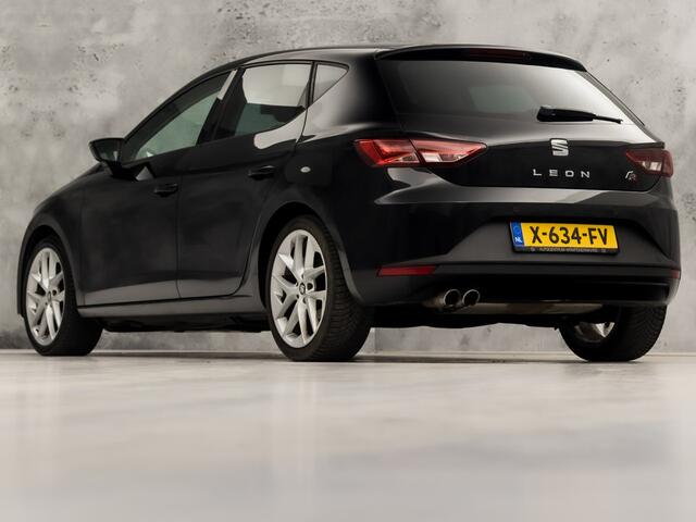 Seat LEON 1.4 TSI FR Sport (NAVIGATIE, CLIMATE, LEDER, STOELVERWARMING, LED KOPLAMPEN, SPORTSTOELEN, CRUISE, SFEERVERLICHTING, GETINT GLAS, NIEUWSTAAT)