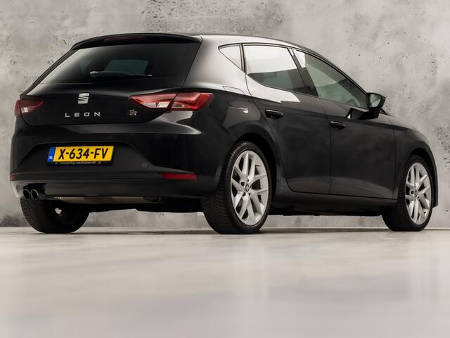 Seat LEON 1.4 TSI FR Sport (NAVIGATIE, CLIMATE, LEDER, STOELVERWARMING, LED KOPLAMPEN, SPORTSTOELEN, CRUISE, SFEERVERLICHTING, GETINT GLAS, NIEUWSTAAT)