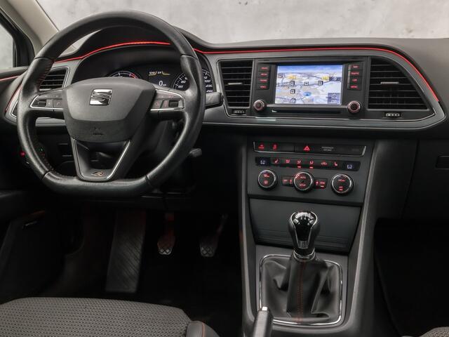Seat LEON 1.4 TSI FR Sport (NAVIGATIE, CLIMATE, LEDER, STOELVERWARMING, LED KOPLAMPEN, SPORTSTOELEN, CRUISE, SFEERVERLICHTING, GETINT GLAS, NIEUWSTAAT)