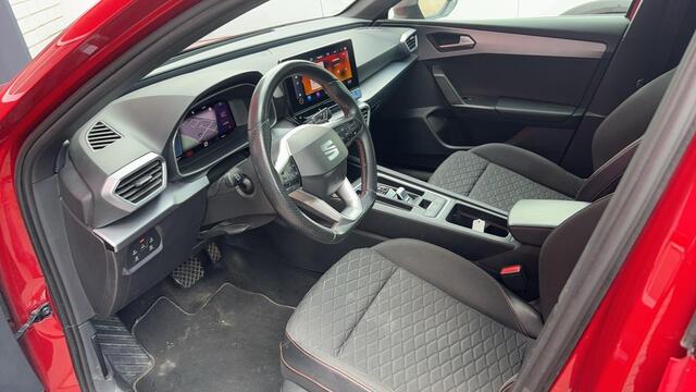 Seat LEON Sportstourer 1.5 eTSI FR Launch Edition AUTOMAAT / CAMERA / SFEER / CARPLAY / ACC / STUURVERW / FULL LED / CLIMA / PDC