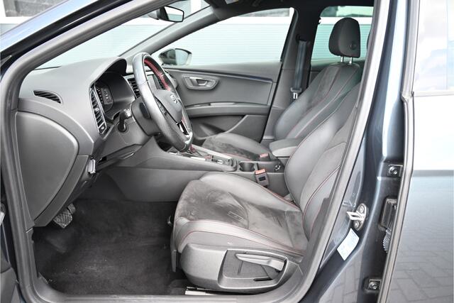 Seat LEON 1.5 TSI FR / PANO / VIRTUAL COCKPIT / SFEERVERLICHTING / LED MATRIX / CAMERA / ACC / 18"
