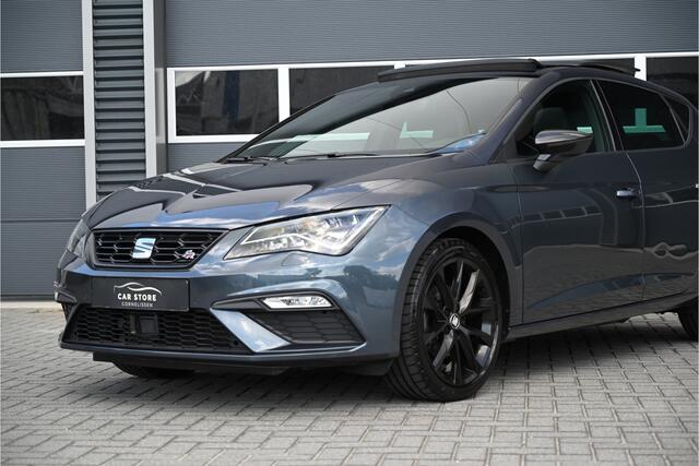 Seat LEON 1.5 TSI FR / PANO / VIRTUAL COCKPIT / SFEERVERLICHTING / LED MATRIX / CAMERA / ACC / 18"