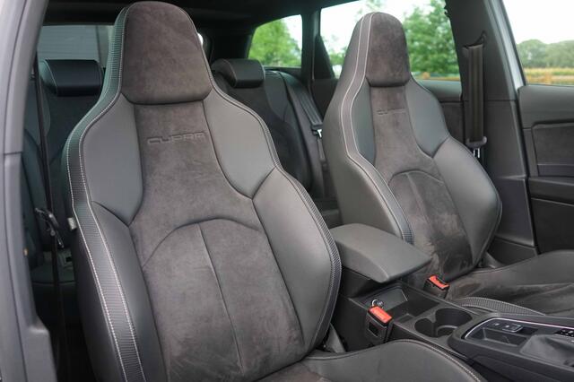 Seat LEON ST Cupra 300 4Drive Pano/Schaalstoel/Dynamic-Grey/DCC/ACC/VOL