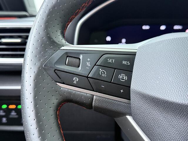 Seat LEON 1.5 TSI FR Launch Edition | 150 PK | Adaptive Cruise Control | Achteruitrijcamera | Keyless Entry | Navigatiesysteem |