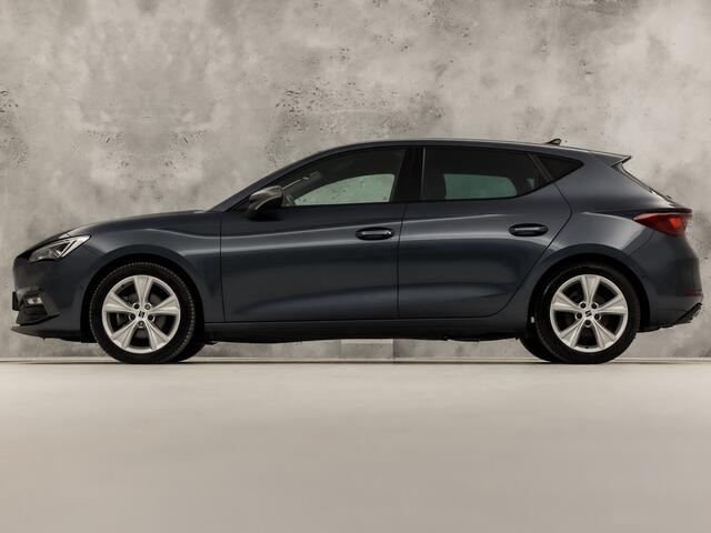 Seat LEON 1.0 TSI FR Sport (APPLE CARPLAY, GROOT NAVI, GETINT GLAS, PARKEERSENSOREN, SPORTSTOELEN, ADAPTIVE CRUISE, LANE ASSIST, NIEUWSTAAT)