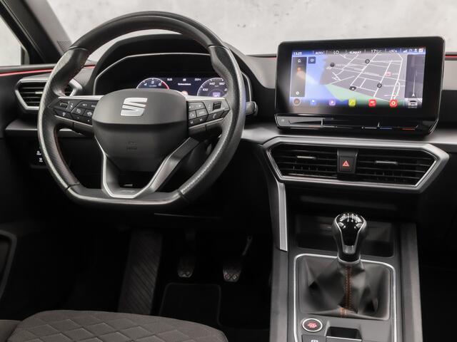 Seat LEON 1.0 TSI FR Sport (APPLE CARPLAY, GROOT NAVI, GETINT GLAS, PARKEERSENSOREN, SPORTSTOELEN, ADAPTIVE CRUISE, LANE ASSIST, NIEUWSTAAT)