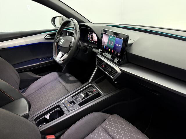 Seat LEON Sportstourer 1.4 TSI eHybrid PHEV FR Business Intense Panoramadak, Half leder, Camera, Navi, Virtual desk, Cruise control adaptief, Keyless start, Lichtmetalen velgen