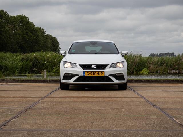 Seat LEON 1.5 TSI FR Business Intense ACC 19" Beats Camera