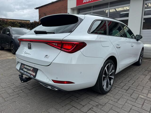 Seat LEON Sportstourer 1.4TSI eHybrid PHEV FR Led Camera ACC Navi Trekhaak