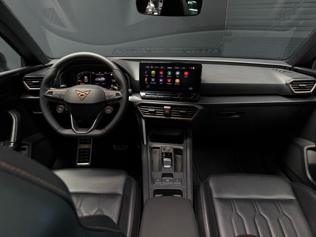 Seat LEON Sportstourer 1.4 e-Hybrid VZ Copper Panorama Matrix LED volleder BTW ACC 19 inchCarPlay