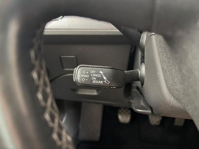 Seat LEON ST 1.2 TSI Style Business. Clima. Carplay!