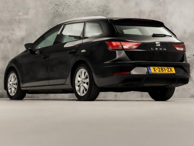 Seat LEON 1.0 TSI Intense Sport Automaat (APPLE CARPLAY, NAVIGATIE, CLIMATE, PARKEERSENSOREN, SPORTSTOELEN, LM VELGEN, CRUISE, NIEUWSTAAT)