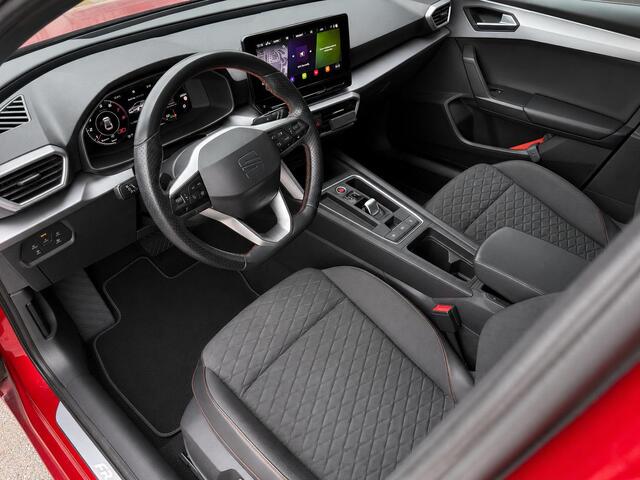 Seat LEON 1.5 eTSI FR FR | Carplay | ACC | DCC | LED | Parkeersensoren | Trekhaak | Dealer Onderhouden