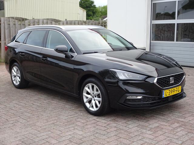 Seat LEON Sportstourer 1.0 TSI Style Launch Edition Automatische airco, navigatie, parkeersensoren voor en achter, led verlichting, cruise controle, enz.