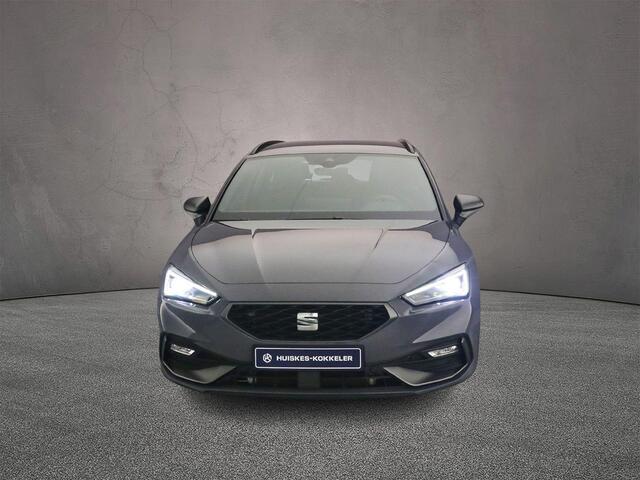 Seat LEON Sportstourer FR Business 1.5 TSI eHybrid 204pk DSG Automaat Trekhaak, Adaptive cruise control, Achteruitrijcamera, Stoelverwarming, LED koplampen, Parkeersensoren