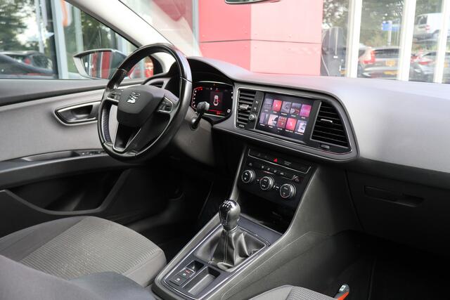 Seat LEON 1.0 EcoTSI Style Business Intense | Origineel NL | Virtual Cockpit | Navigatie | Climate Control |