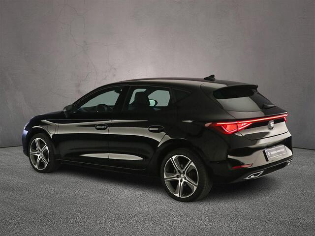 Seat LEON FR 1.4 TSI eHybrid 204pk DSG Automaat Trekhaak, Adaptive cruise control, Achteruitrijcamera, LED koplampen, Stoelverwarming, Parkeersensoren, Navigatie