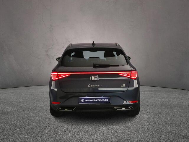 Seat LEON Sportstourer FR Business 1.5 TSI eHybrid 204pk DSG Automaat Trekhaak, Adaptive cruise control, Achteruitrijcamera, Navigatie, Stoelverwarming, LED koplampen