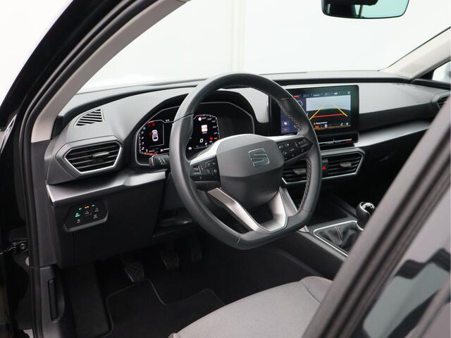 Seat LEON Sportstourer 1.0 TSI Style Business Intense/ lage km!