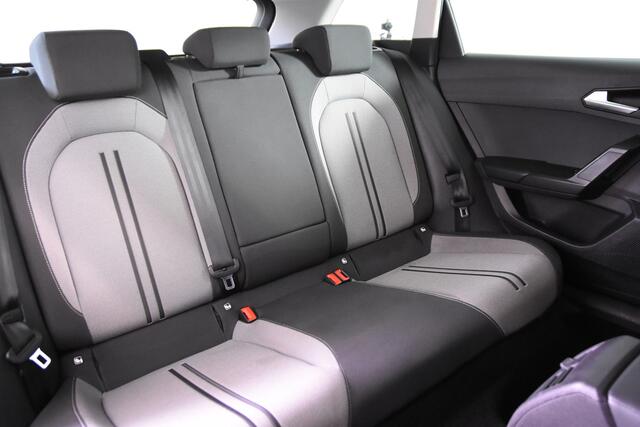 Seat LEON Sportstourer 1.5 TSI *1ste Eigenaar*Navigatie*Carplay*PDC*