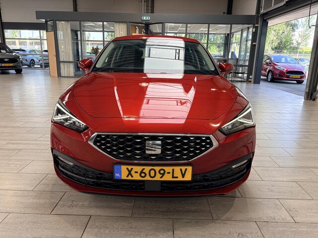 Seat LEON 1.4 TSI eHybrid PHEV 204pk Xcellence | 90,9% SOH | Stoel // stuurwiel verwarming | Adapt. Cruise | Memory seats | Climate control | 18" LMV | Apple carplay & Android auto |