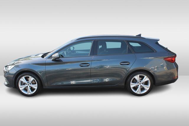 Seat LEON Sportstourer 1.5 TSI FR Apple Carplay/Android Auto l Cruise control l Keyless start l hemelbekleding donker