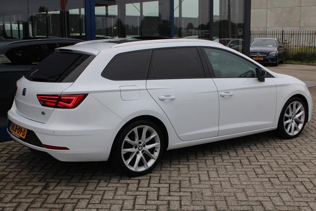 Seat LEON ST 1.5 TSI FR Business Intense PANORAMADAK ACC