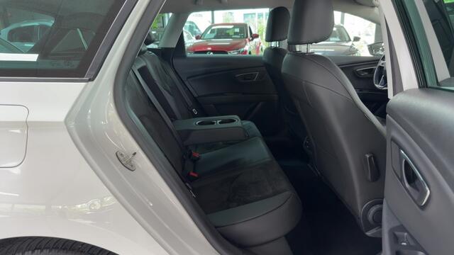 Seat LEON ST 1.2 TSI Style Business Trekhaak