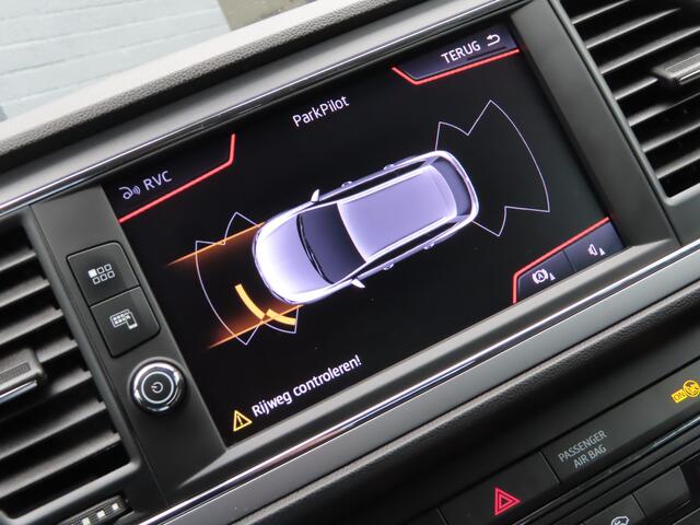 Seat LEON ST 1.0 EcoTSI Style | trekhaak | LED | camera | parkeersensoren voor + achter |