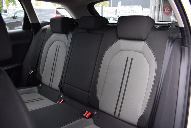 Seat LEON Sportstourer 1.0 TSI Style | Apple CarPlay | Sportstoelen | Cruise | Climate