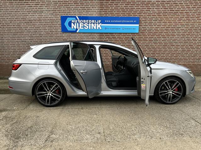Seat LEON ST 2.0 TSI CUPRA 300 Beats/DCC/Cruise/Sfeer/Kuipstoelen