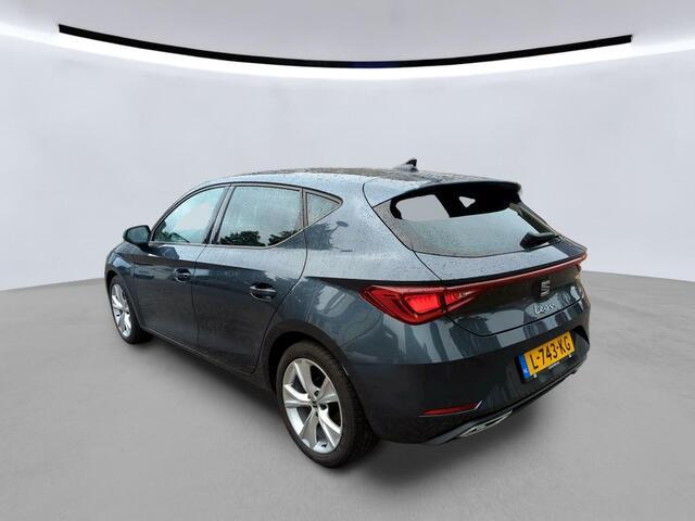 Seat LEON Sportstourer 1.0 TSI 110pk FR / Navigatie via App Connect / Parkeersensoren