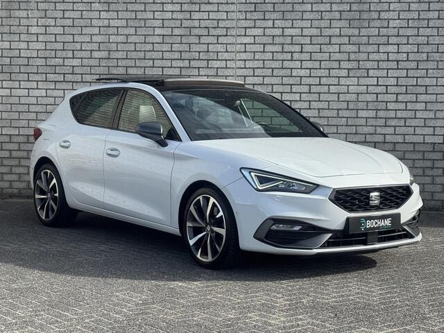 Seat LEON 1.5 eTSI FR Launch Edition | Schuif /- kanteldak | Stuur / Stoelverwarming | Achteruitrijcamera |
