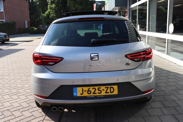 Seat LEON 1.5 TSI FR Ultimate Edition Black. Automaat , panoramadak.