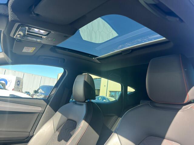 Seat LEON 1.4 TSI eHybrid PHEV FR virtual cockpit, navi, pano, memory stoelen