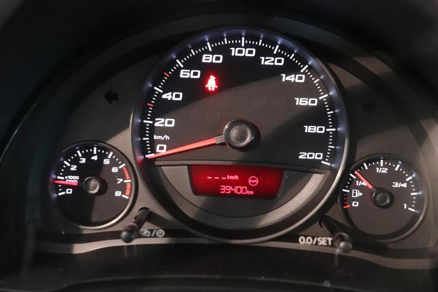 Seat MII 1.0 Style Intense | Airco | Parkeersensor | Trekhaak | Stoelverwarming | Bluetooth | Cruise control |