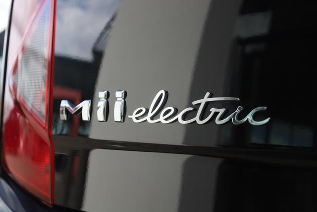 Seat MII Electric electric Plus 83PK / 61kW, Climatronic, lederen stuurwiel, privacy glas, parkeersensoren achter, stoelverwarming, voorruitverwarming, lane assist, licht en regensensor, elektrische verstelbare en verwarmbare spiegels