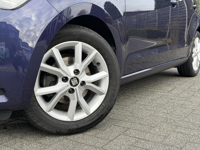 Seat MII Sport Intense 1.0 60PK 5DRS Parkeersensoren Achter, Airco, Elektrische Ramen Voor, Centrale Deurvergrendeling met Afstandsbediening
