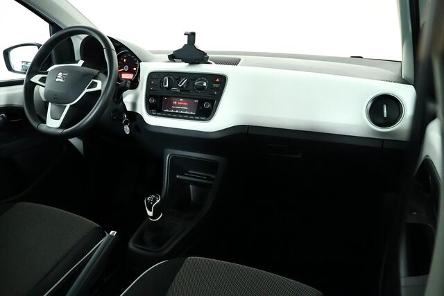 Seat MII 1.0 Style / Bluetooth / 4s band / Cruisecontrol