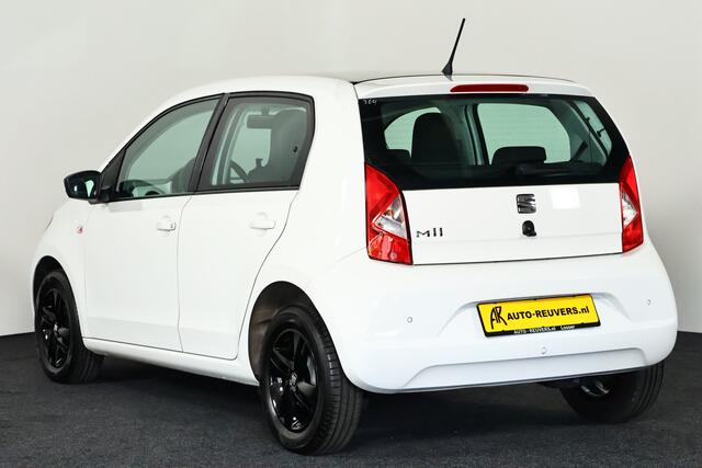 Seat MII 1.0 Style / Bluetooth / 4s band / Cruisecontrol