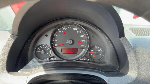 Seat MII 1.0 Reference AIRCO / ELEK RAMEN / RADIO / CV + AB / GOED OH