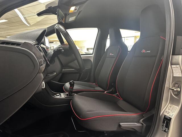 Seat MII 1.0 FR Connect/ Zwarte-Hemel/ Airco/ Cruise/ Navi/ Bluetooth/ Radio-CD AUX/ LEDER. Stuur/ Mistl./ PDC/ Extra getint glas/ Metallic lak.