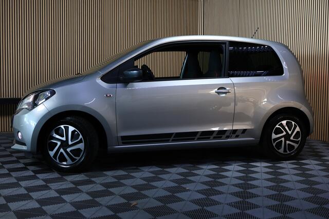 Seat MII 1.0 Sport FR Line AIRCO LM VELGEN BLUTOOTH FR-LINE PDC ACHTER "17