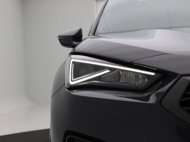 Seat Tarraco 1.4 TSi 245 Pk e-Hybrid PHEV FR Business Intense | 360° Camera | Panorama Dak | Carplay | Climate Control | Elektrische Achterklep | 19 Inch