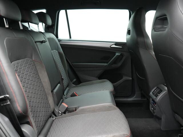 Seat Tarraco 1.4 TSI e-Hybrid FR Plug In Hybrid 245pk Dealer O.H. PHEV | Adaptive Cruise | Camera | Alcantara Sportstoelen Memory & Verwarmd | Apple Carplay | Keyless | Blis | Virtual | Navigatie | DAB | 20" L.M |