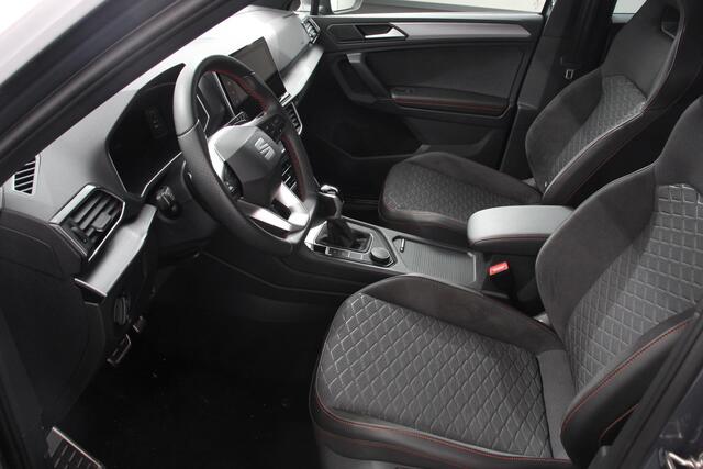 Seat Tarraco 1.5 TSI 150pk FR DSG 7p. | DEMO ! | Navigatie | Apple Carplay/Android Auto | Camera | Parkeer sensoren | Digitale Cockpit | Lichtmetalen velgen | Stoelverwarming | Stoel bestuurder electrisch verstelbaar