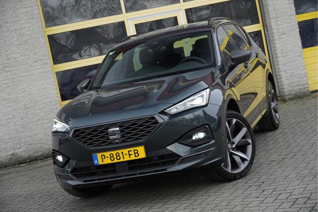 Seat Tarraco 1.5 TSI 150PK! FR Business Intense BJ2022 Lmv 20" | Led V+A | Pdc | Navi | Keyless entry | Elek. trekhaak/achterklep | 360° Camera | App-Connect | Dashboard verlichting | Virtual cockpit | Sportstoelen | Verwarmde voorstoelen/achterbank | Zwarte hemel