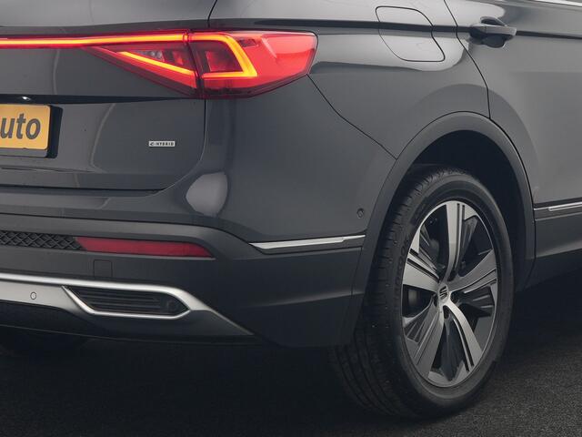 Seat Tarraco 1.4 TSI Xcellence Plug In Hybrid 245pk Dealer O.H PHEV | Trekhaak af Fabriek | Adaptive Cruise | Lederen Sportstoelen Memory | 360 Camera | Stuur & Stoelverwarming | Keyless | 19"L.M | Parkassist | Virtual |