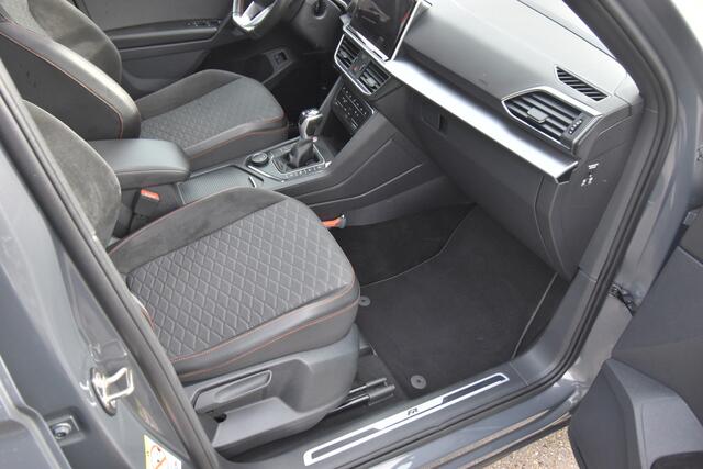 Seat Tarraco 1.4 TSI e-Hybrid PHEV FR Business Intense , TREKHAAK , PANODAK , A UITRIJ CAM , ST+STUUR VERW , LED KOPL ,