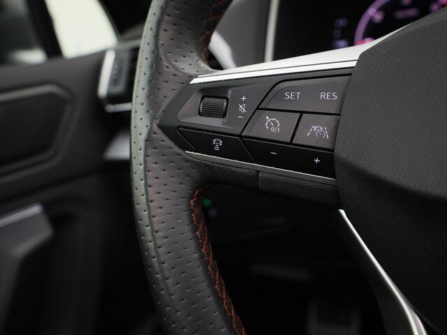 Seat Tarraco 1.4TSIe-Hybrid 180kW/245P PHEV FR Business Intense · Panoramadak · Trekhaak · Apple/Android Car Play · 360 gr. Camera ·